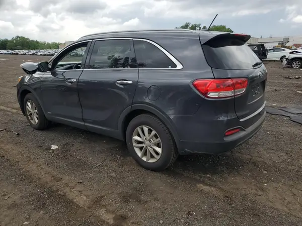 5XYPGDA39HG295275 2017 KIA SORENTO - Image 2