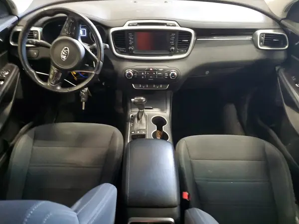 5XYPGDA39HG324998 2017 KIA SORENTO - Image 8