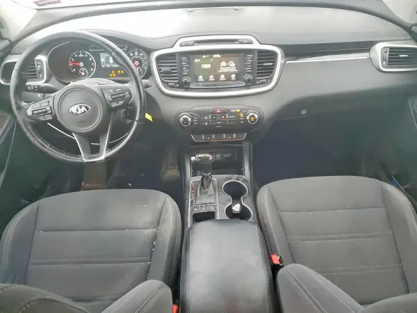 5XYPGDA39HG325116 2017 KIA SORENTO - Image 8