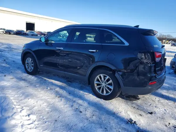 5XYPGDA39HG325925 2017 KIA SORENTO - Image 2