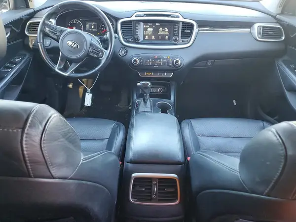 5XYPGDA39HG325925 2017 KIA SORENTO - Image 8