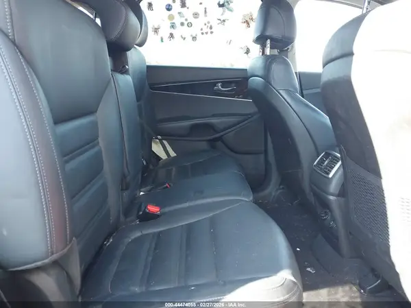 5XYPGDA39HG332910 2017 KIA SORENTO - Image 8