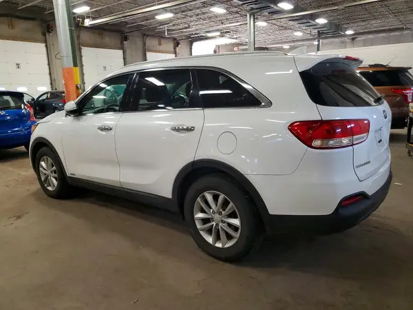 5XYPGDA39HG333944 2017 KIA SORENTO - Image 2