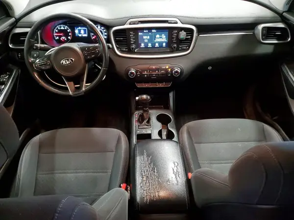 5XYPGDA39HG333944 2017 KIA SORENTO - Image 8