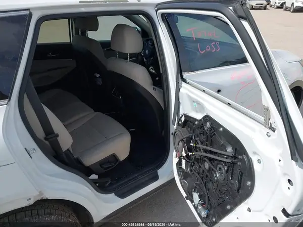 5XYPGDA39JG359093 2018 KIA SORENTO - Image 8