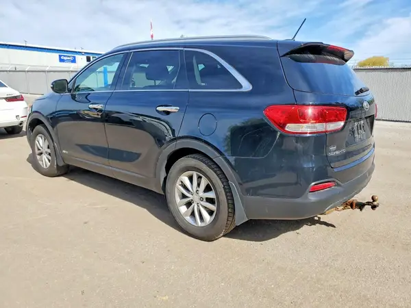 5XYPGDA39JG361393 2018 KIA SORENTO - Image 2