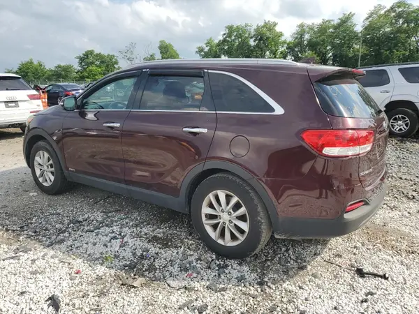 5XYPGDA39JG383474 2018 KIA SORENTO - Image 2