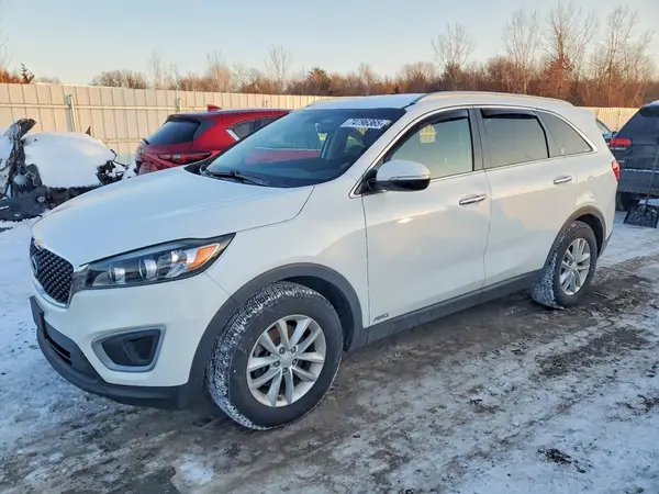 5XYPGDA39JG388917 2018 KIA SORENTO - Image 1