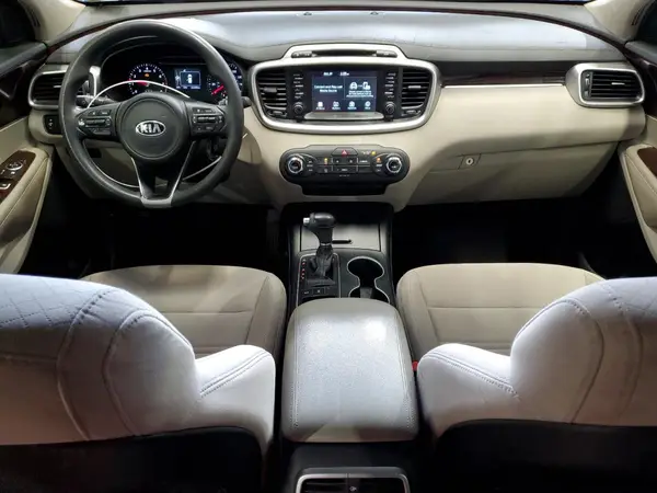 5XYPGDA39JG395849 2018 KIA SORENTO - Image 8