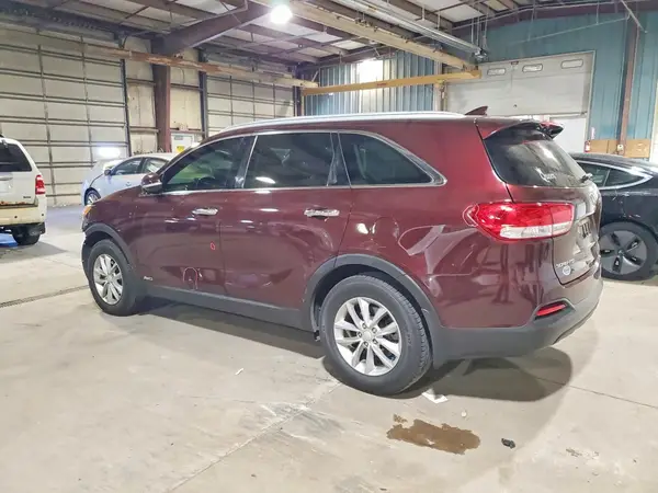 5XYPGDA39JG396256 2018 KIA SORENTO - Image 2