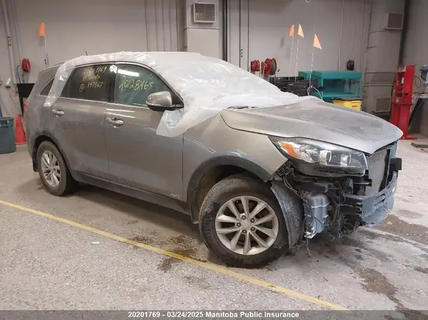 5XYPGDA39JG397567 2018 KIA SORENTO - Image 1