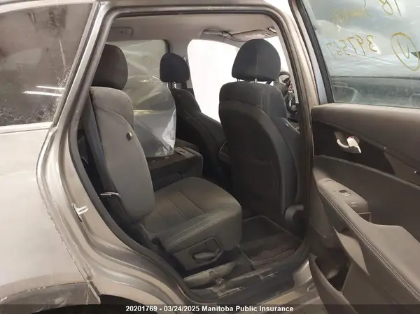 5XYPGDA39JG397567 2018 KIA SORENTO - Image 8