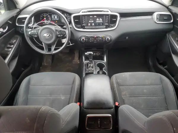 5XYPGDA39JG405229 2018 KIA SORENTO - Image 8