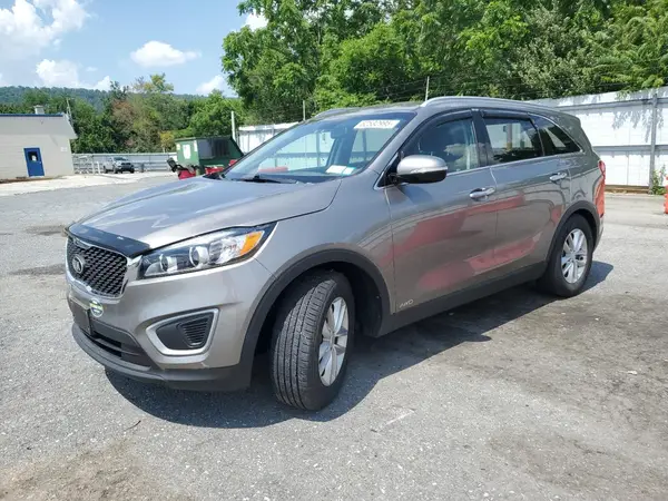 5XYPGDA39JG413315 2018 KIA SORENTO - Image 1