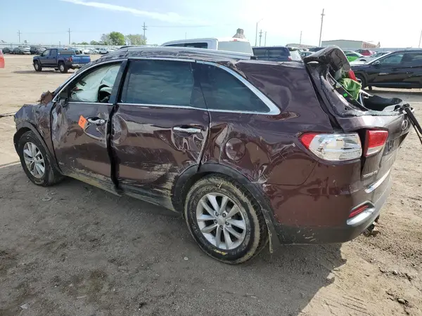 5XYPGDA39JG414402 2018 KIA SORENTO - Image 2