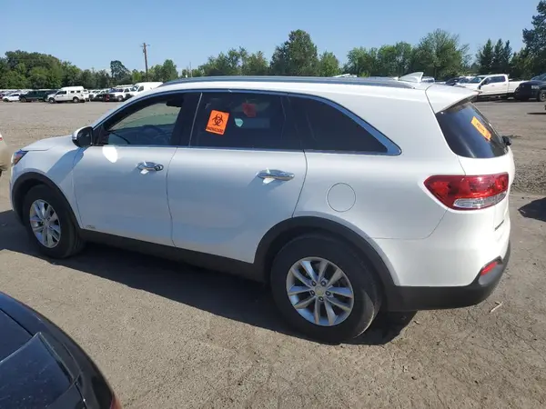 5XYPGDA39JG425416 2018 KIA SORENTO - Image 2