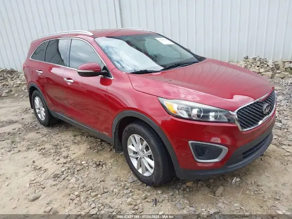 5XYPGDA39JG425500 2018 KIA SORENTO - Image 1