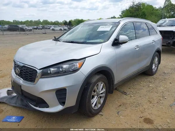 5XYPGDA39KG432576 2019 KIA SORENTO - Image 2