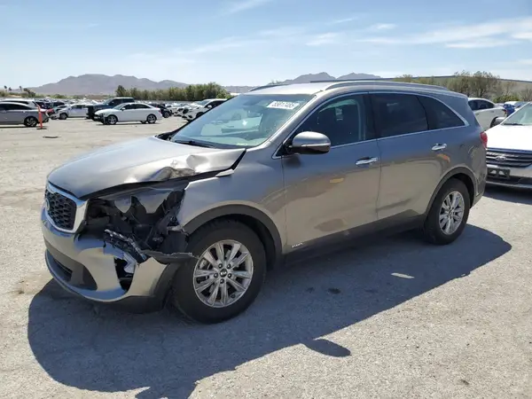 5XYPGDA39KG437048 2019 KIA SORENTO - Image 1