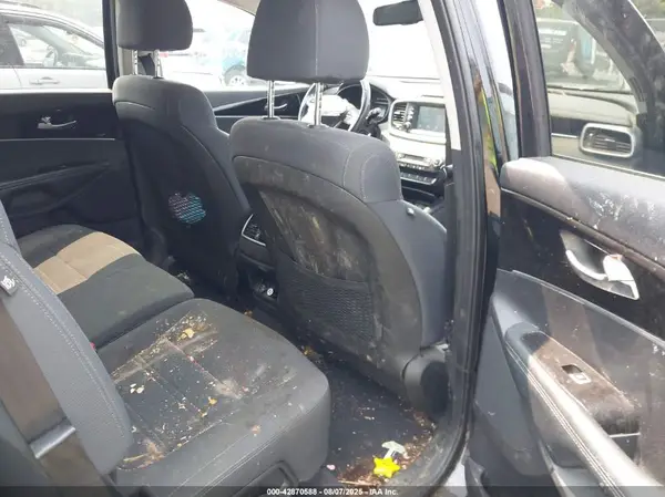 5XYPGDA39KG439642 2019 KIA SORENTO - Image 8