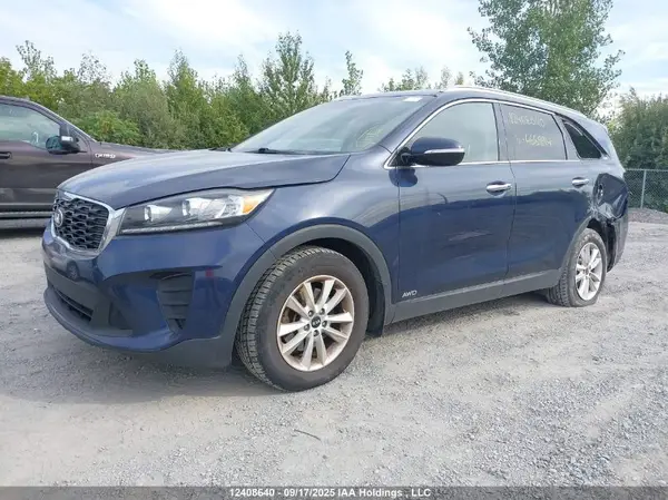 5XYPGDA39KG468994 2019 KIA SORENTO - Image 2