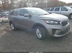5XYPGDA39KG471927 2019 KIA SORENTO