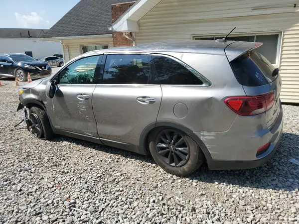 5XYPGDA39KG476884 2019 KIA SORENTO - Image 2