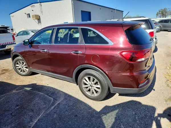 5XYPGDA39KG497704 2019 KIA SORENTO - Image 2