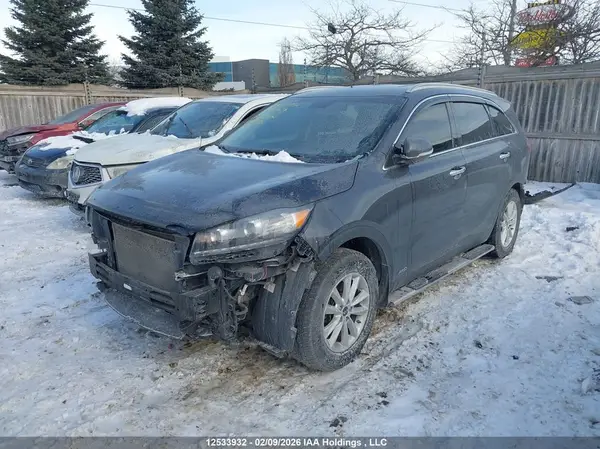 5XYPGDA39KG517949 2019 KIA SORENTO - Image 2