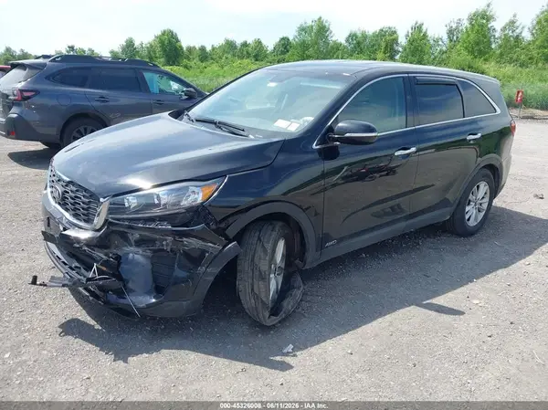 5XYPGDA39KG525176 2019 KIA SORENTO - Image 2