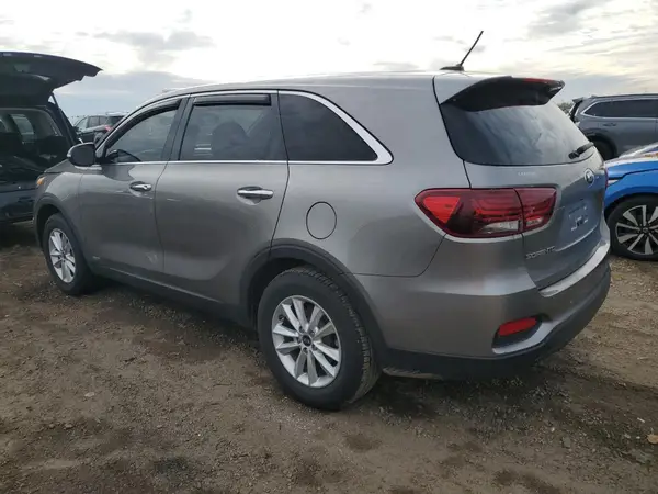 5XYPGDA39KG536890 2019 KIA SORENTO - Image 2