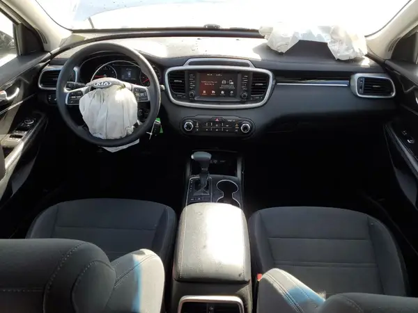 5XYPGDA39KG540003 2019 KIA SORENTO - Image 8