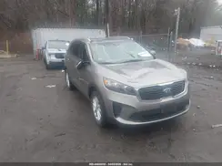 5XYPGDA39KG552510 2019 KIA SORENTO