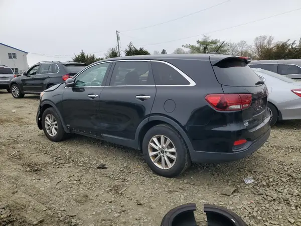 5XYPGDA39KG555097 2019 KIA SORENTO - Image 2