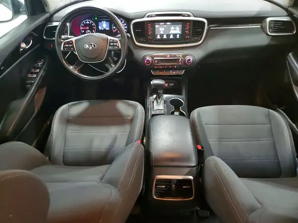 5XYPGDA39KG568447 2019 KIA SORENTO - Image 8