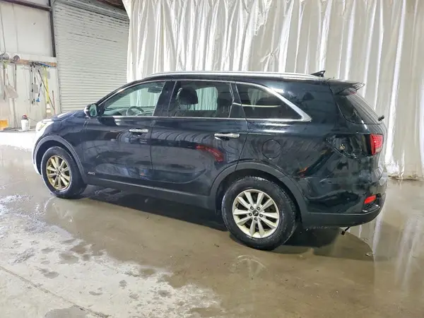 5XYPGDA39KG568528 2019 KIA SORENTO - Image 2