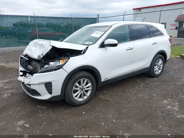 5XYPGDA39KG574572 2019 KIA SORENTO - Image 2