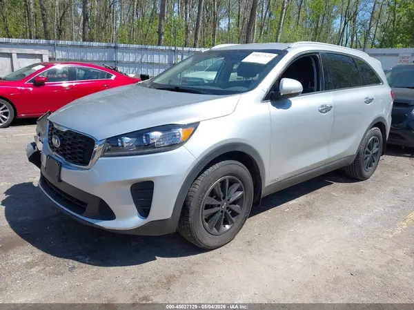5XYPGDA39KG574670 2019 KIA SORENTO - Image 2