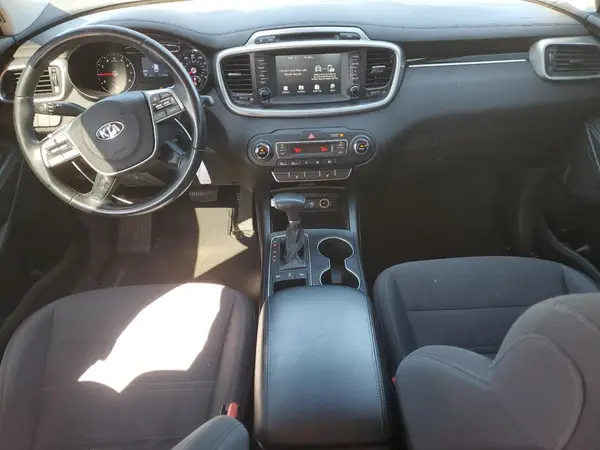 5XYPGDA39KG603746 2019 KIA SORENTO - Image 8