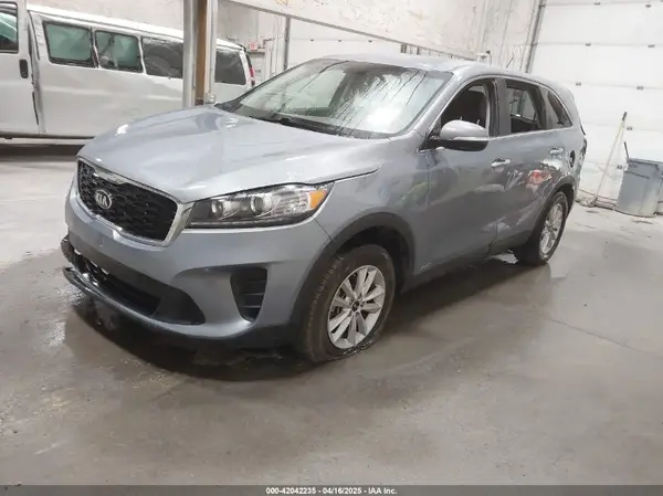 5XYPGDA39LG629619 2020 KIA SORENTO - Image 2