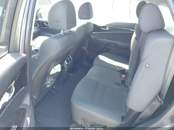 5XYPGDA39LG652849 2020 KIA SORENTO - Image 8