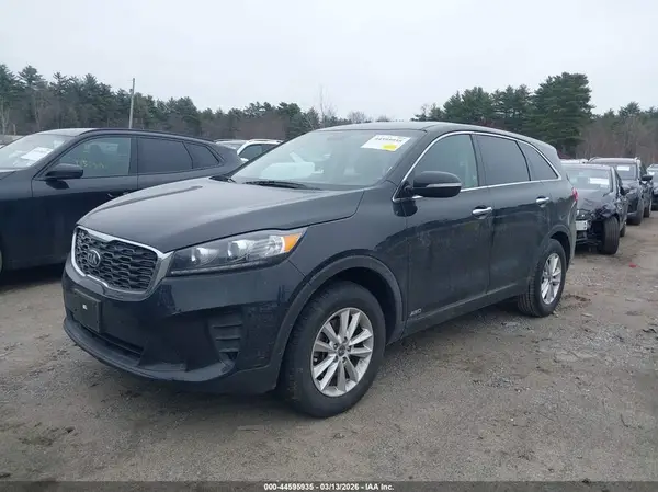 5XYPGDA39LG686385 2020 KIA SORENTO - Image 2