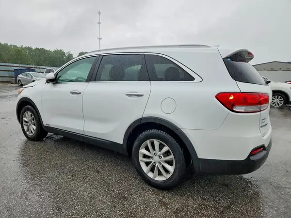 5XYPGDA3XGG003244 2016 KIA SORENTO - Image 2