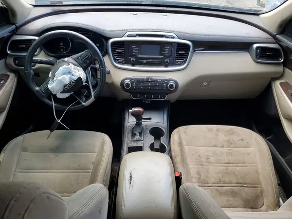 5XYPGDA3XGG012106 2016 KIA SORENTO - Image 8