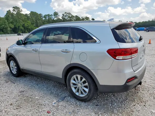 5XYPGDA3XGG022313 2016 KIA SORENTO - Image 2