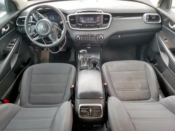 5XYPGDA3XGG022313 2016 KIA SORENTO - Image 8