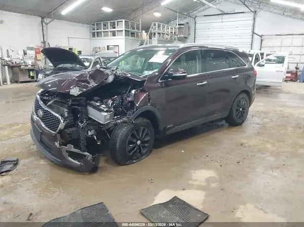 5XYPGDA3XGG027737 2016 KIA SORENTO - Image 2