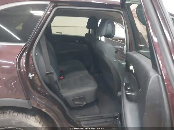 5XYPGDA3XGG027737 2016 KIA SORENTO - Image 8