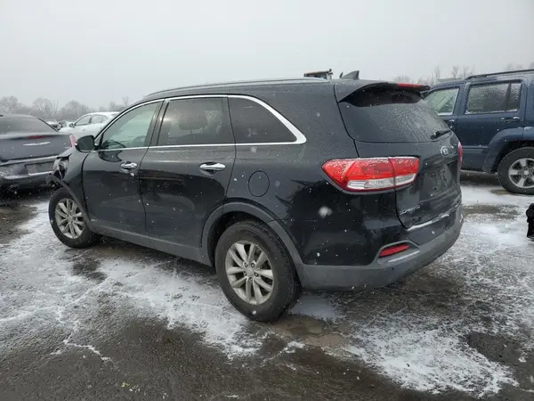 5XYPGDA3XGG028841 2016 KIA SORENTO - Image 2