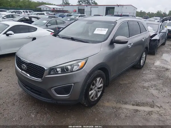 5XYPGDA3XGG041427 2016 KIA SORENTO - Image 2